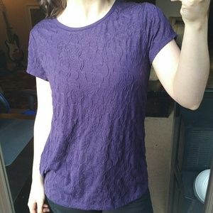 Simply Vera Textured Essential Tee in Purple